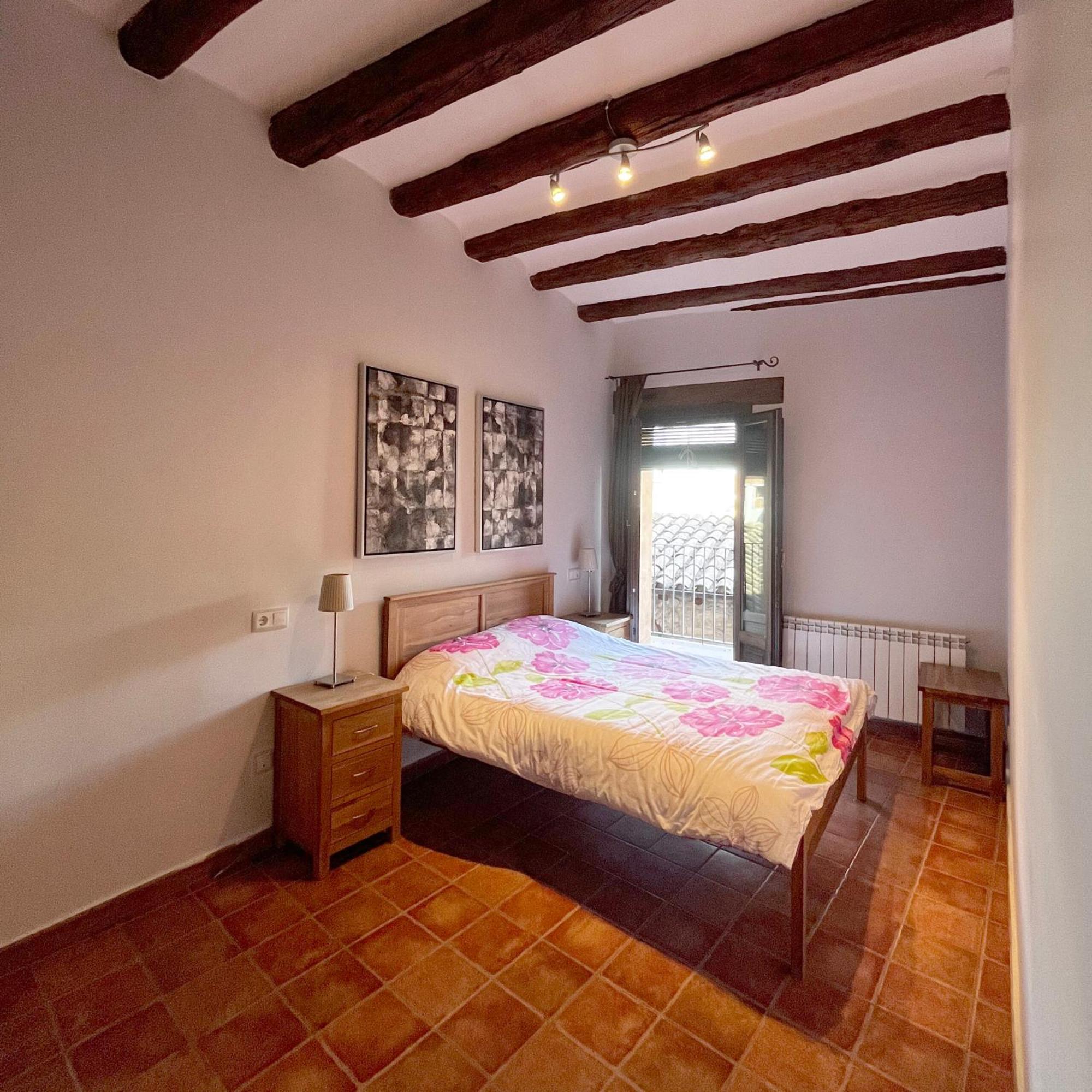 Apartamentos Angelus Plaza Mayor De Graus Luaran gambar